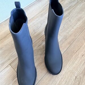 Veronica Beard Riley Water Repellent Chelsea Boot